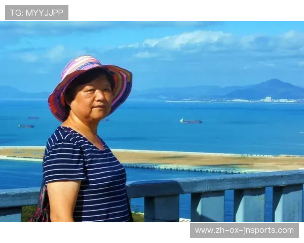 鹭岛冬日海韵厦门冬泳者的碧波征程