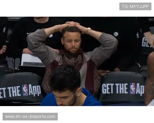 穆迪膝盖重伤牵动人心侠记报道X光室动态全场球迷起立支持 穆迪膝盖重伤牵动人心侠记报道X光室动态全场球迷起立支持